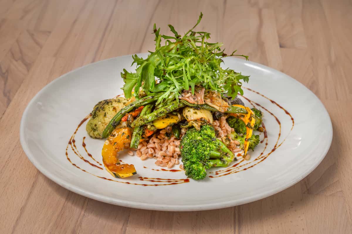 Farmer Market Vegetables & Organic Italian Farro