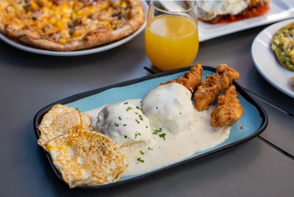 Biscuit my way Pub by Novo American Restaurant in Bowling