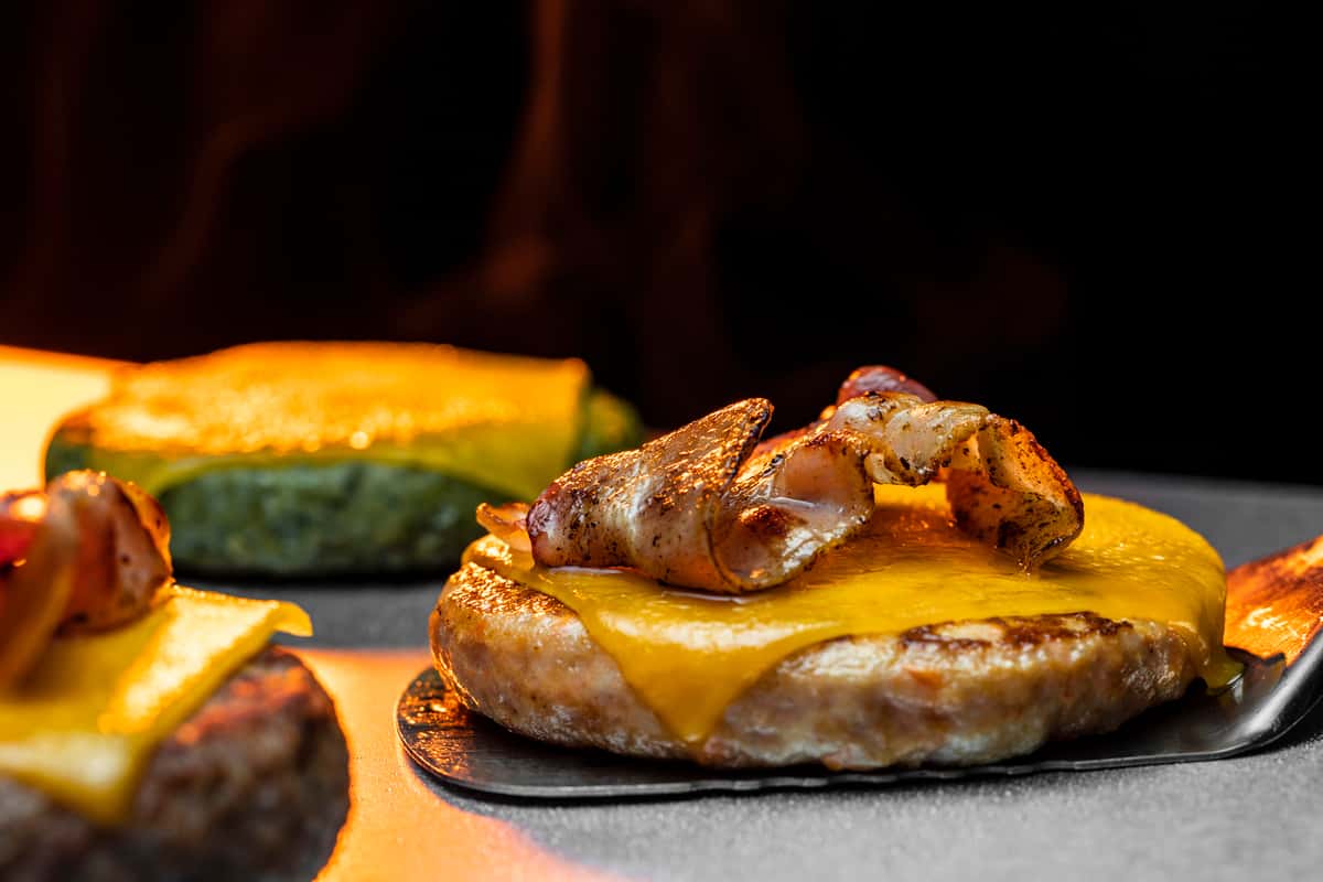 Burger with bacon