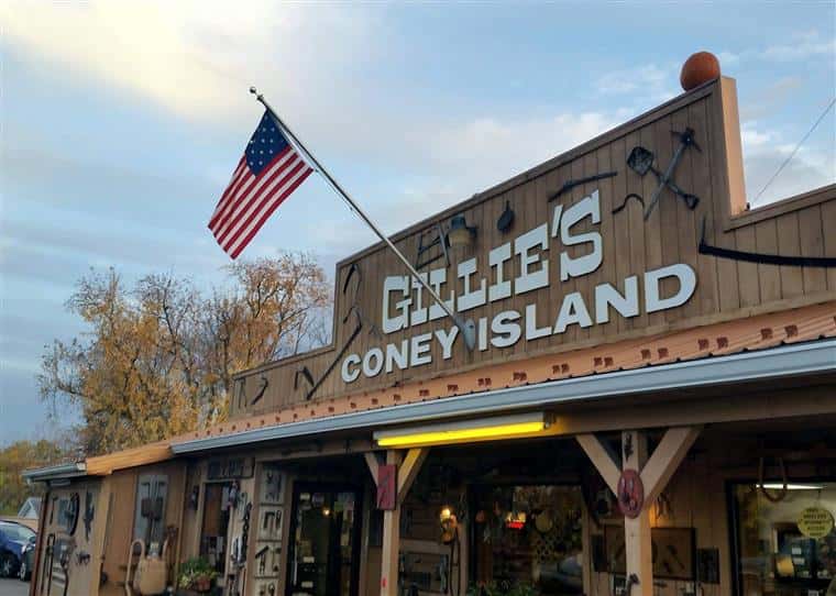front exterior view of Gillie's Coney Island Restaurant