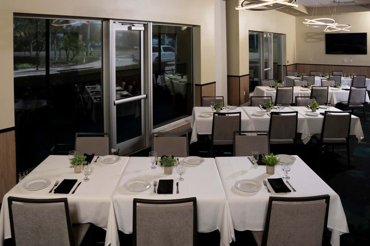 Live Oak Room