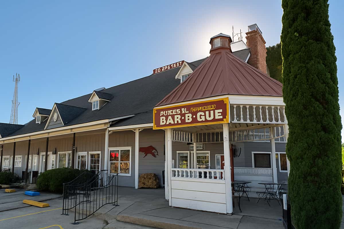 Roger's Bar-B-Que Exterior Photo