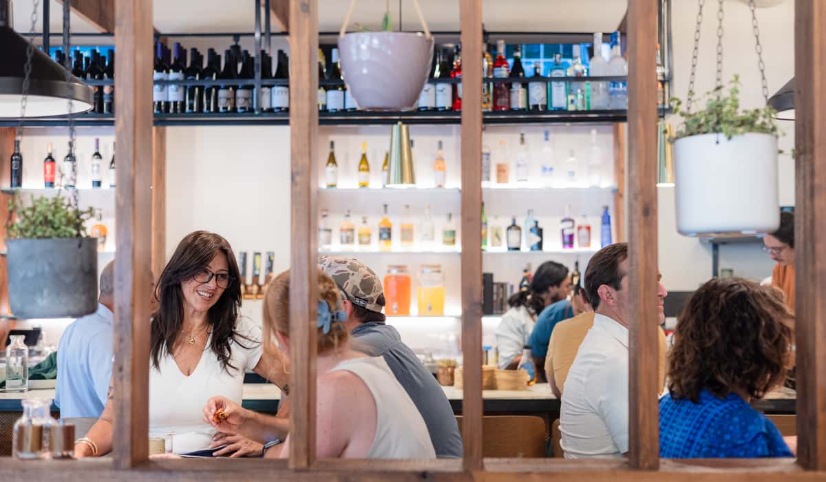 bar