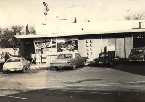 Hobee's Mountain View in 1974: Groovy and take-out only!