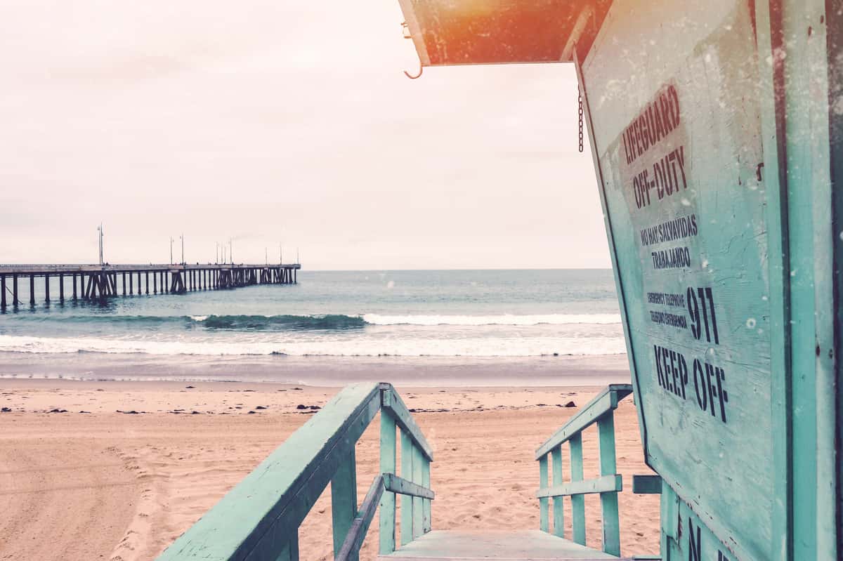 lifeguard stand