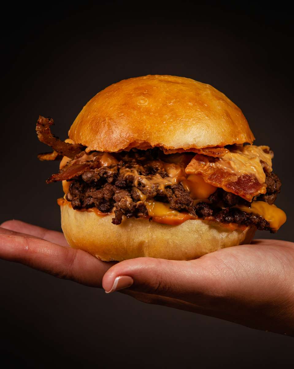 Burger with cheese and bacon