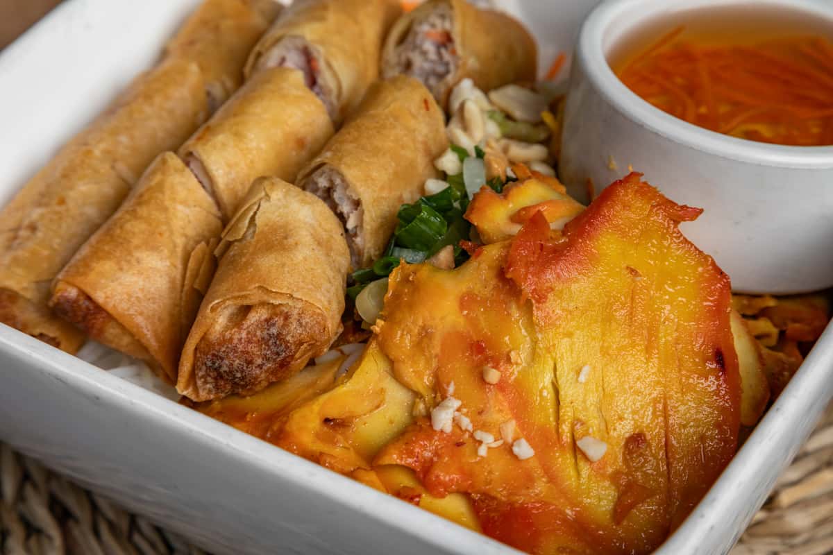 Chicken Eggroll Vermicelli