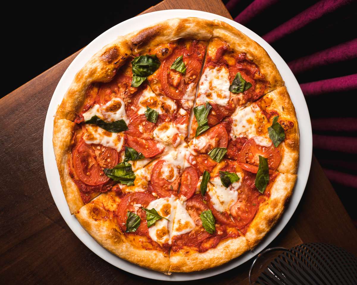 PIZZA
