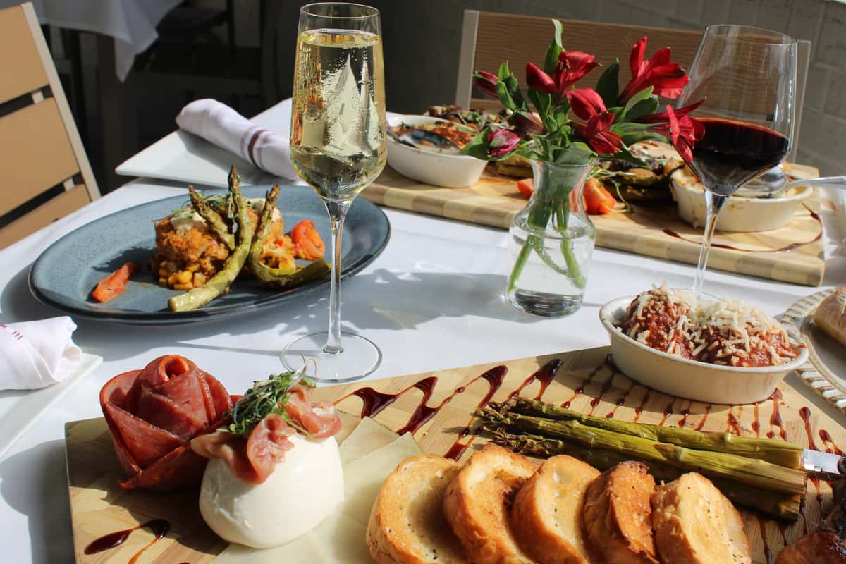 boards and bottles wine bar event space prairieville