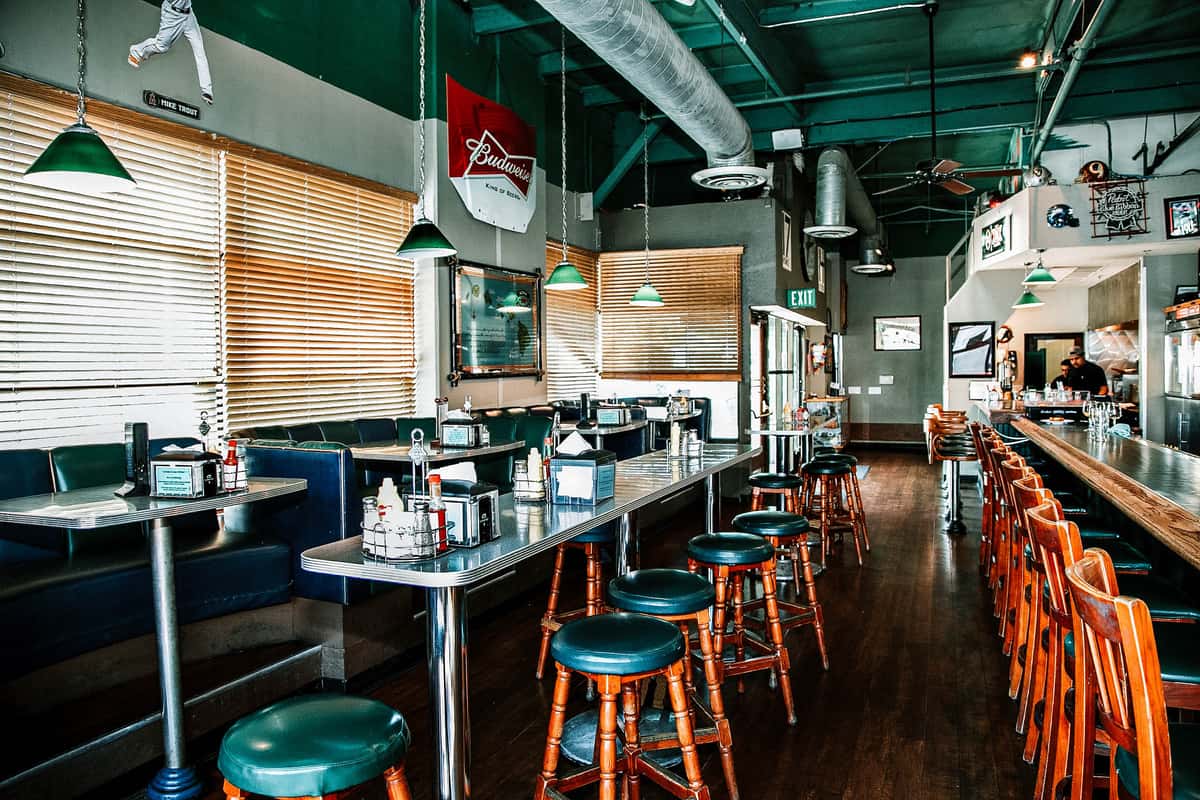 bar