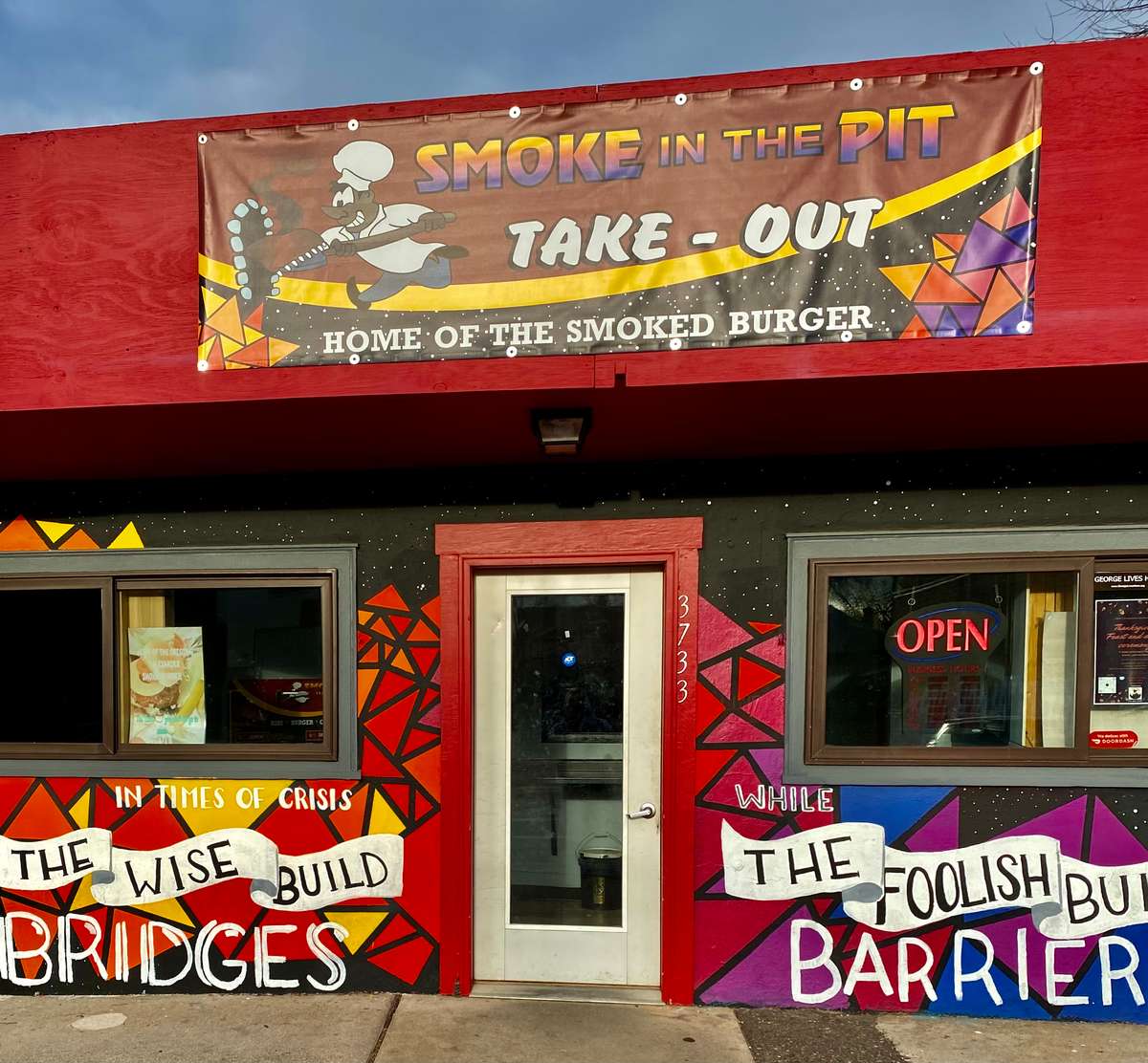 Catering Smoke in the Pit