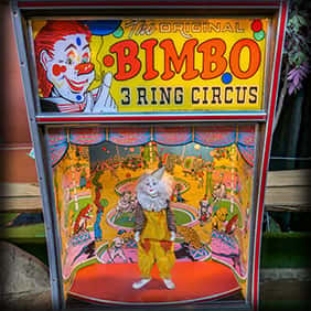 Bimbo Arcade Machine
