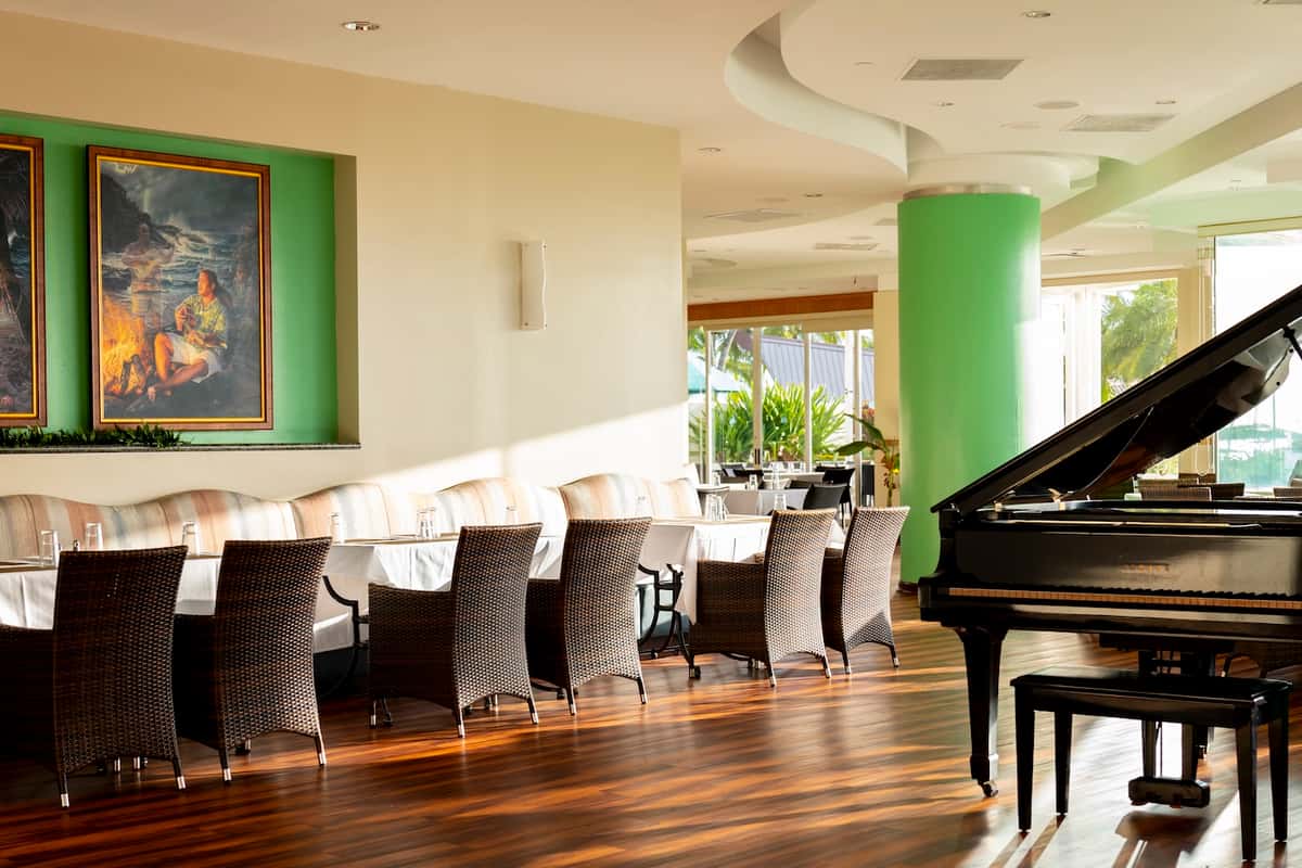 Menehune Grille interior