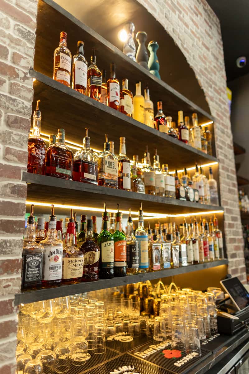 bar