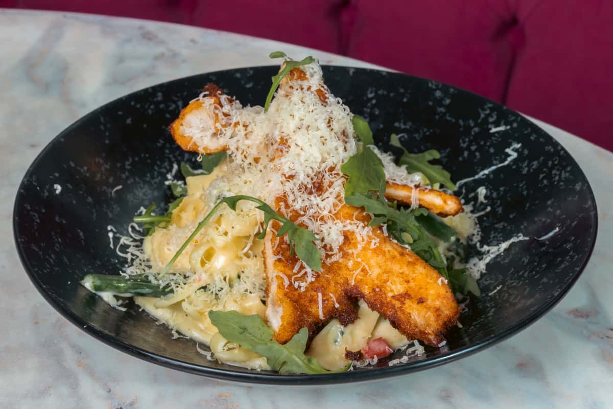 Fried chicken cheesy pasta