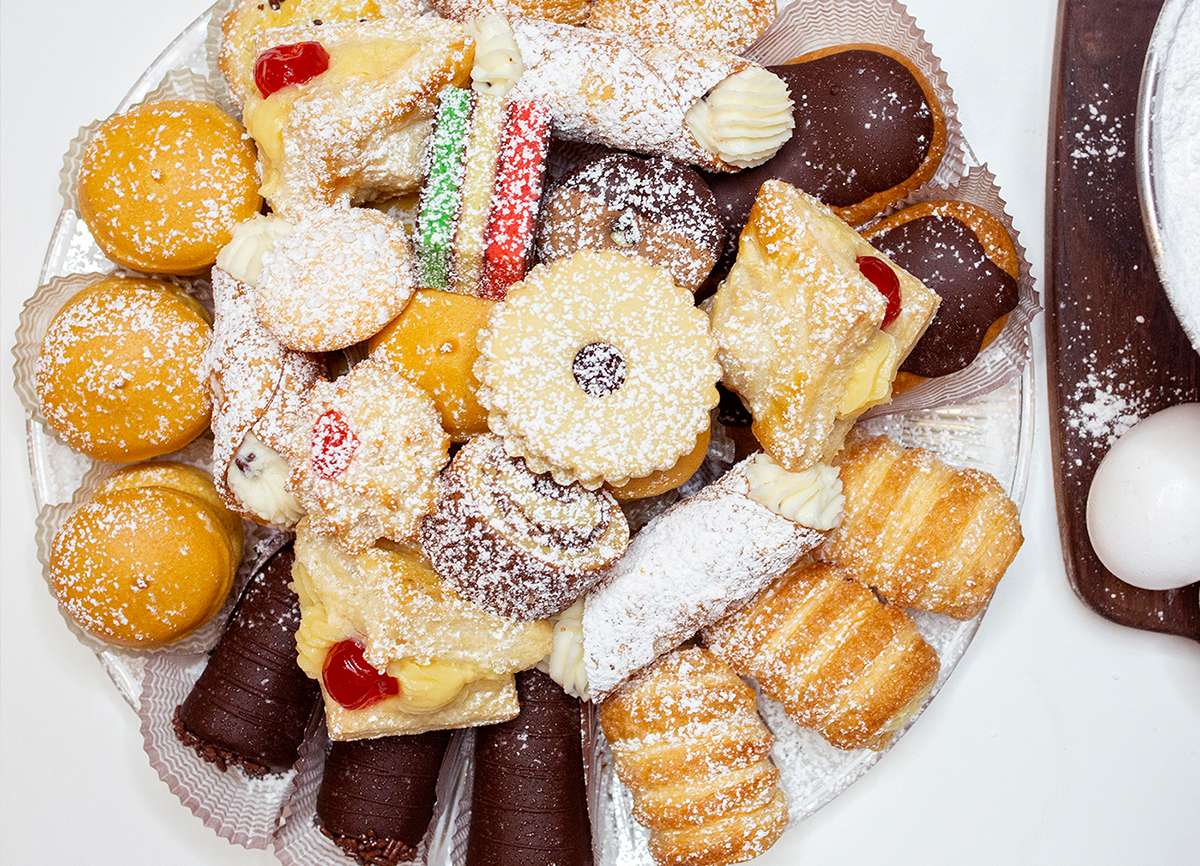 Villa Italia Italian Pastry Tray
