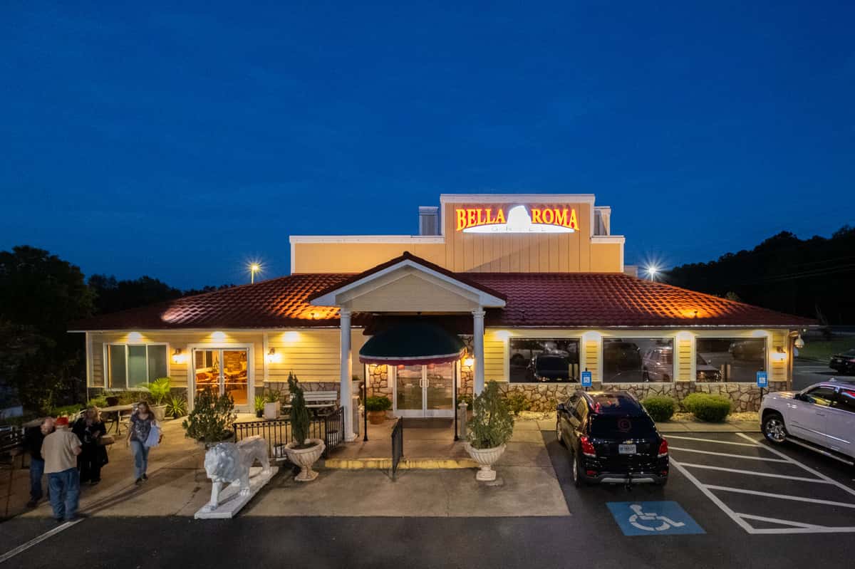 bella roma exterior