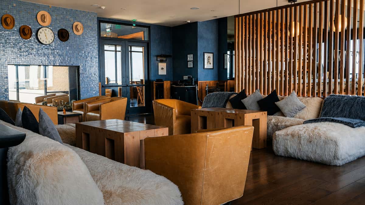 Prime Seating Lounge