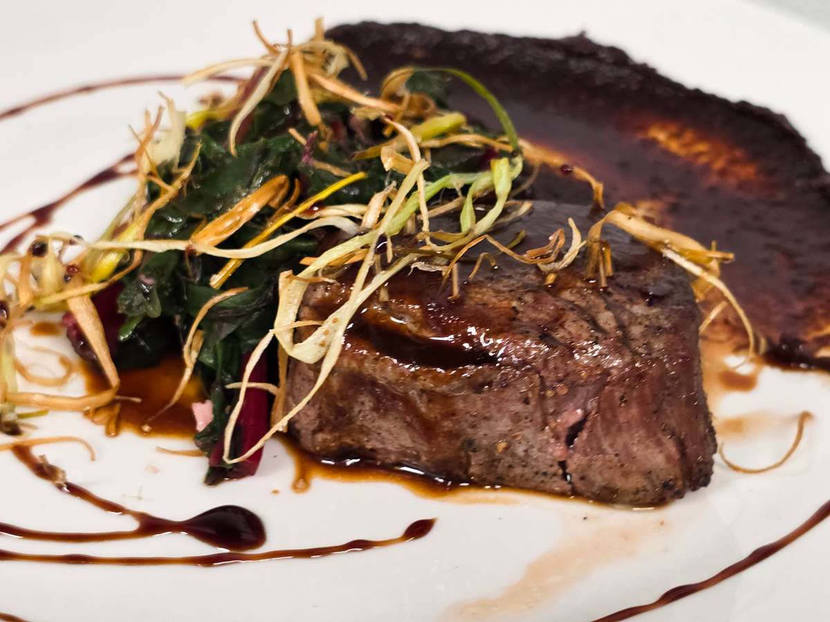 wine diner plate