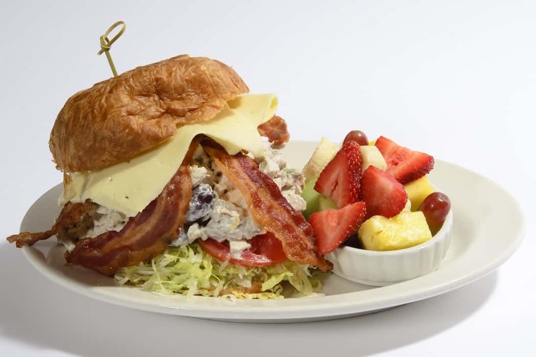 chicken-salad-sandwich