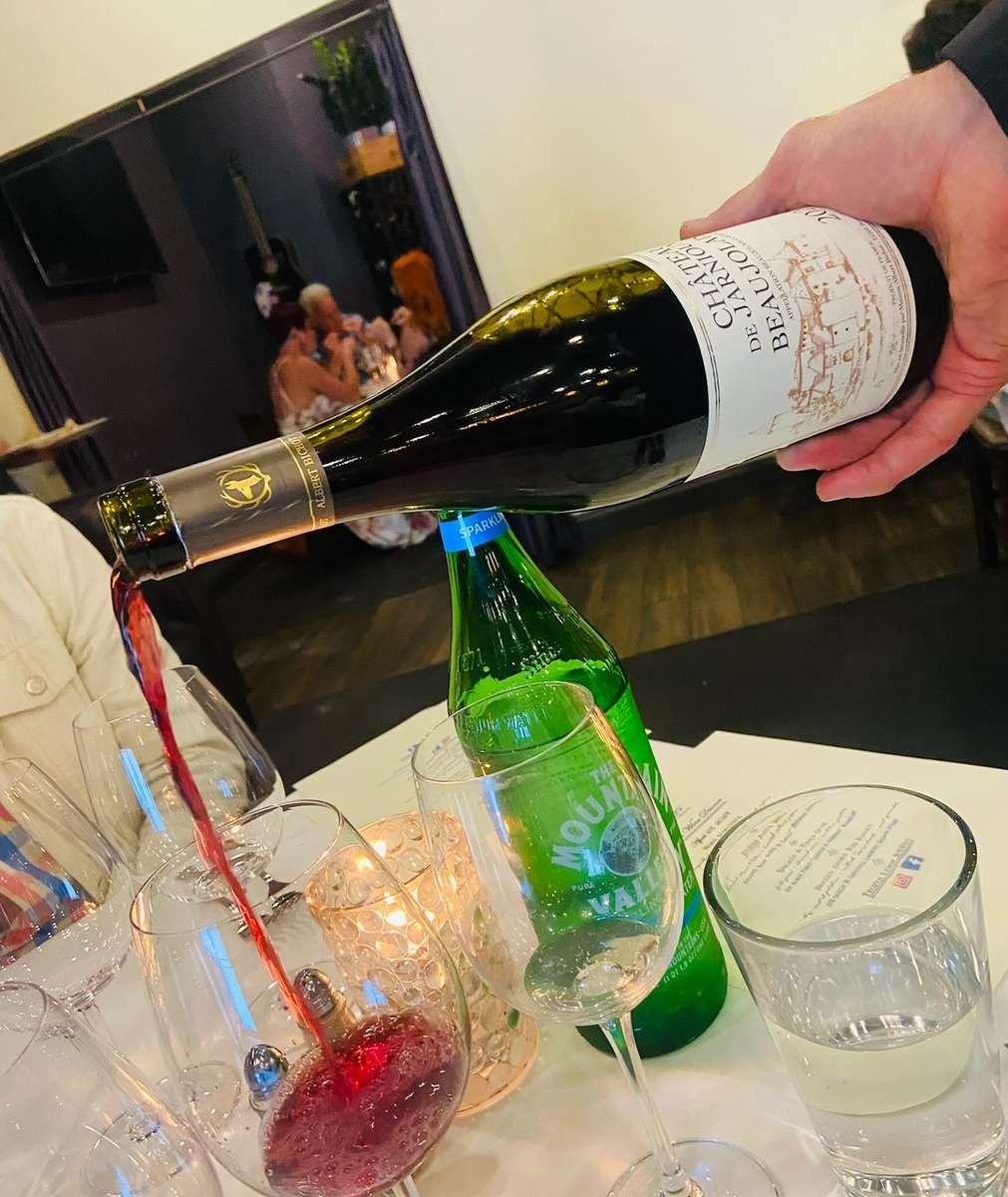 pour