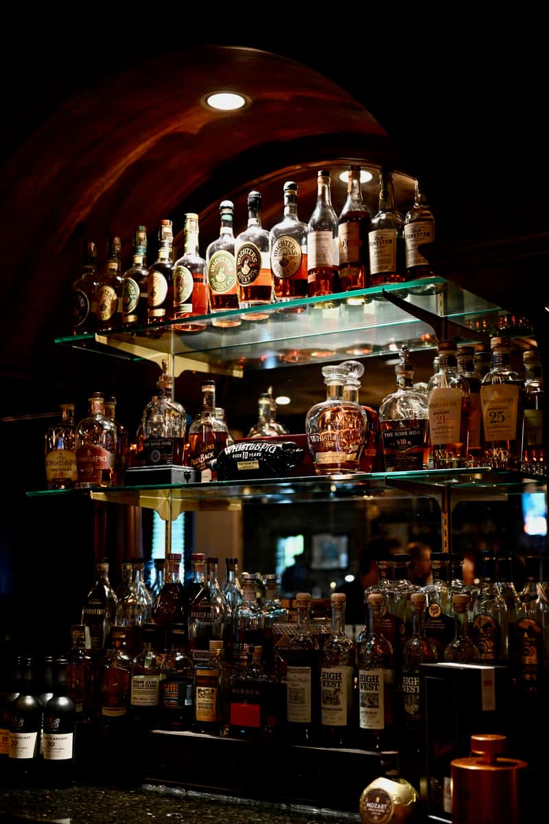 The Oak Bar layout