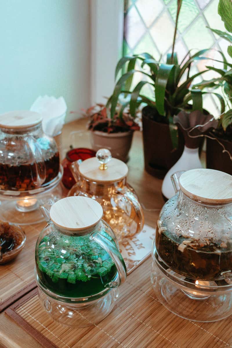 Green Tea vs Herbal Tea