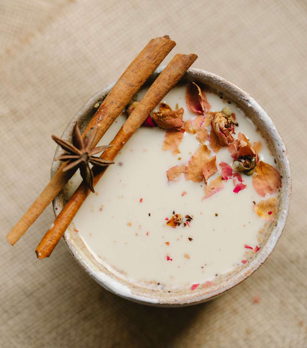 How Cinnamon, Cloves, Fennel and Rose Petals Shape Tea Flavor 🌿