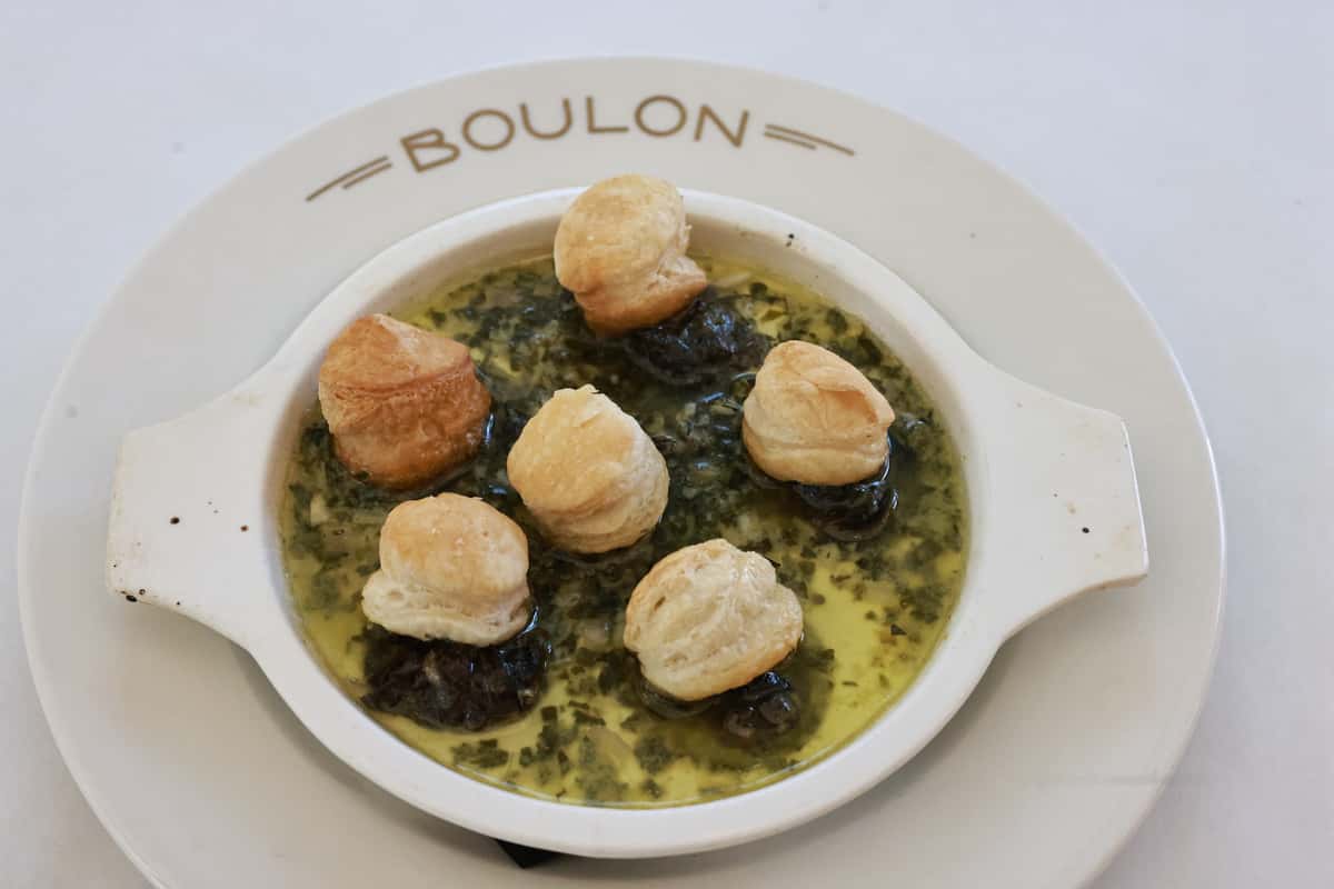 ESCARGOTS EN CROUTE, image size:1200x800