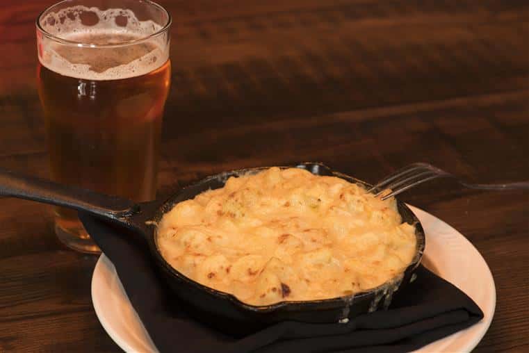 pint of beer and mac and cheese skillet