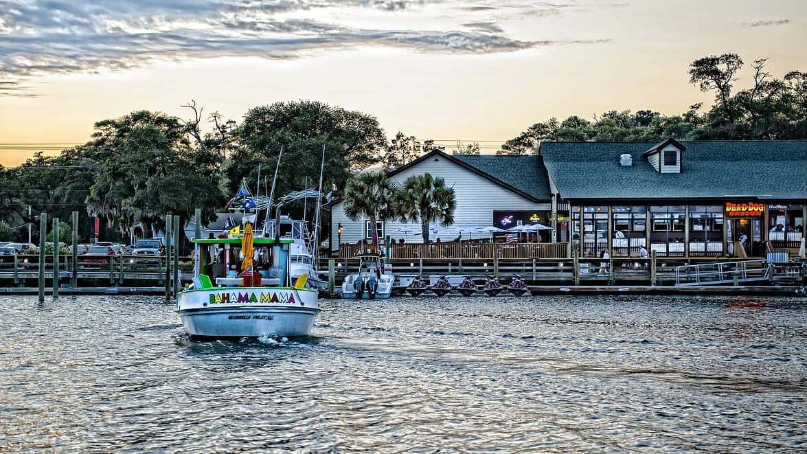 Dead Dog Saloon - Seafood Restaurant in Murrells Inlet, SC