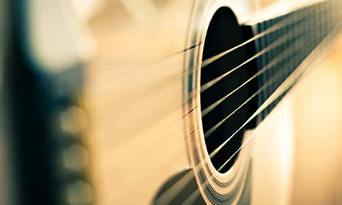 LIVE MUSIC