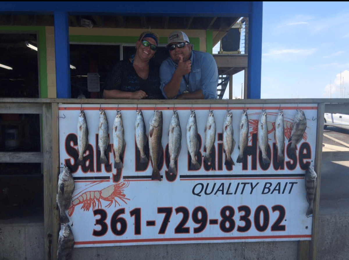 Hooks and Horns Fishing Guide Service