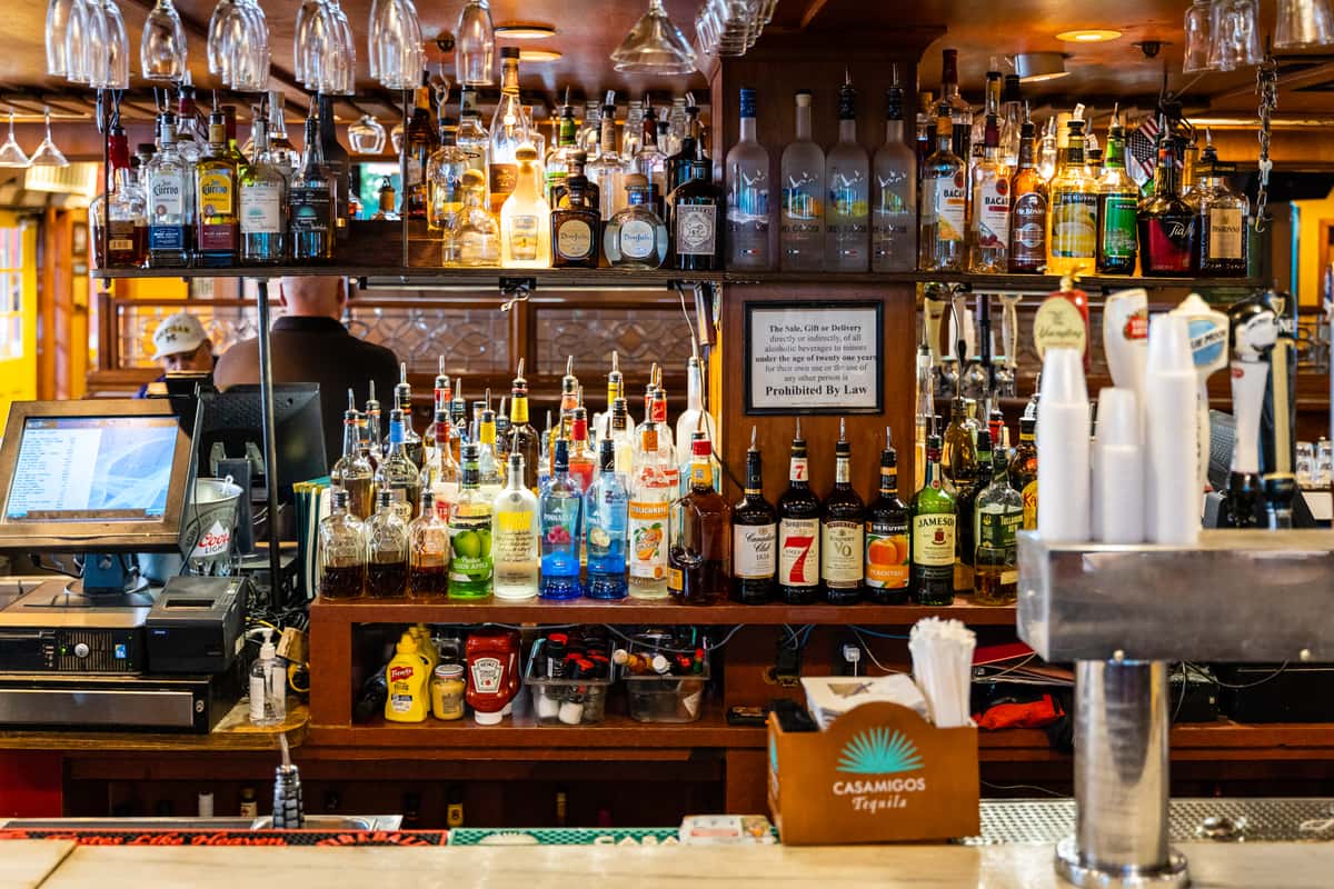 Bar
