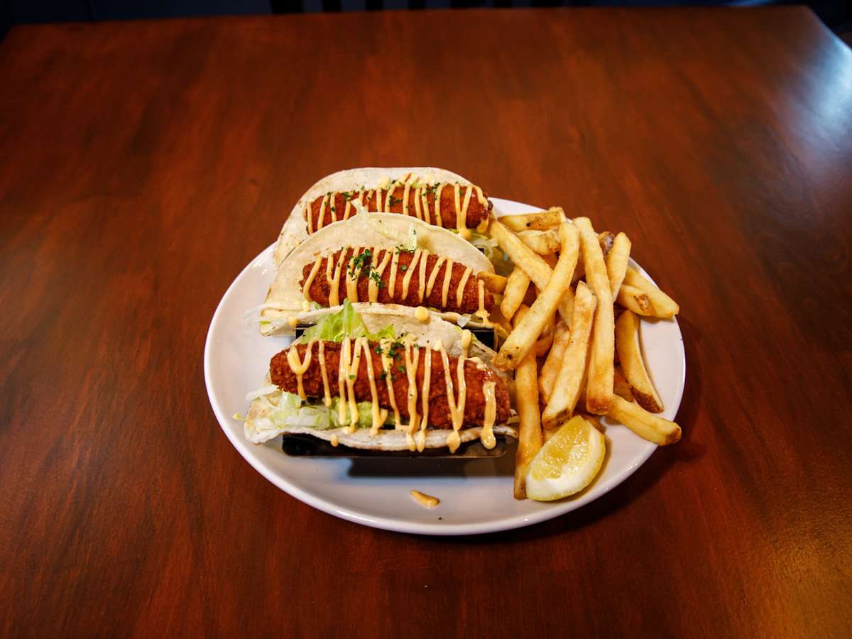 21North_FriedFishTacos1.jpg
