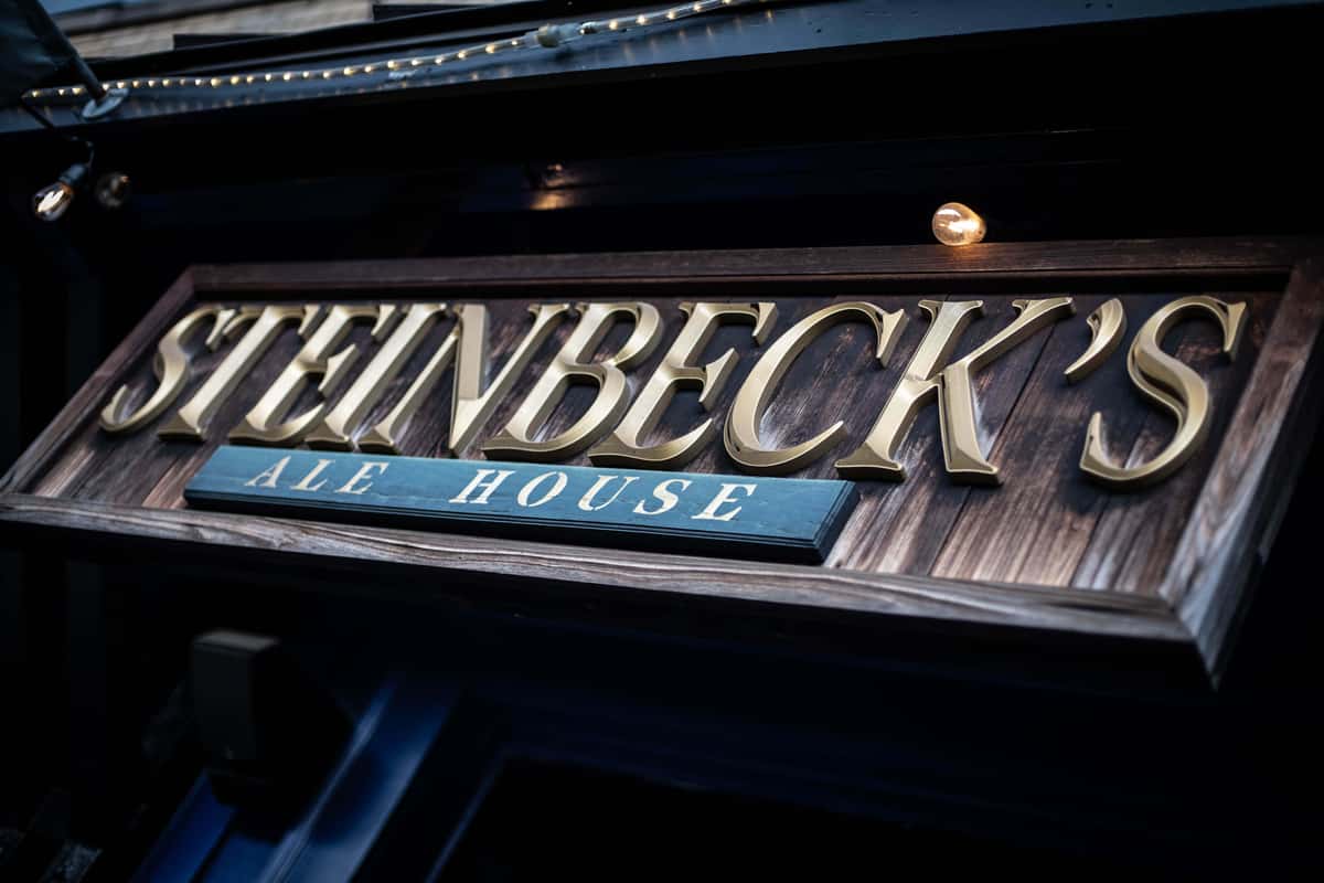 steinbecks interior