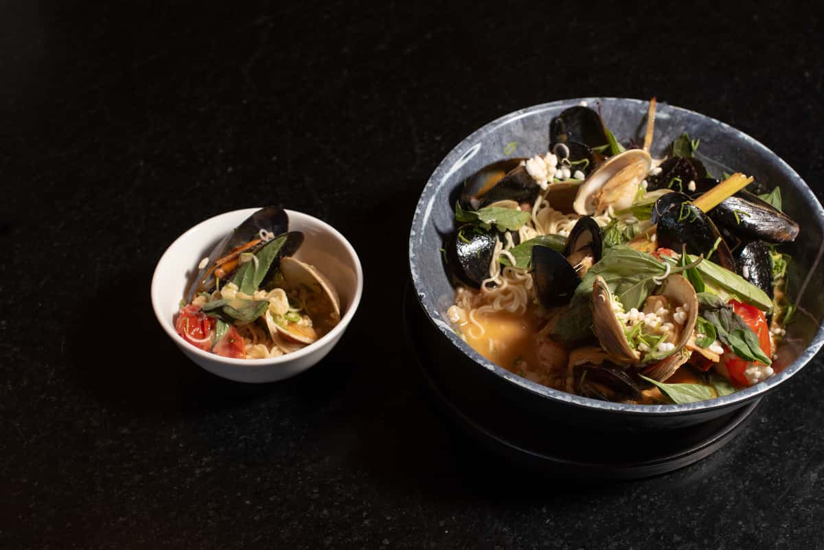 Lemongrass Clam Instant Noodle