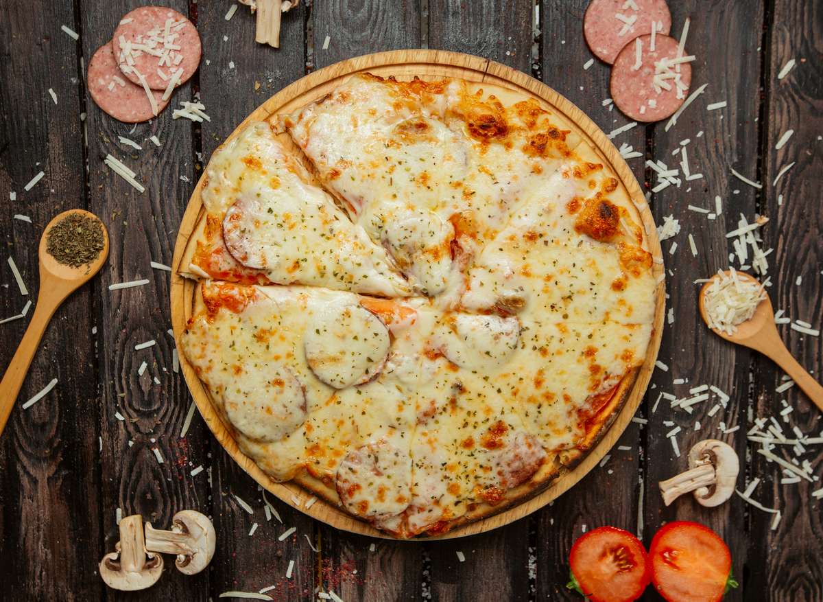 pepperoni pizza