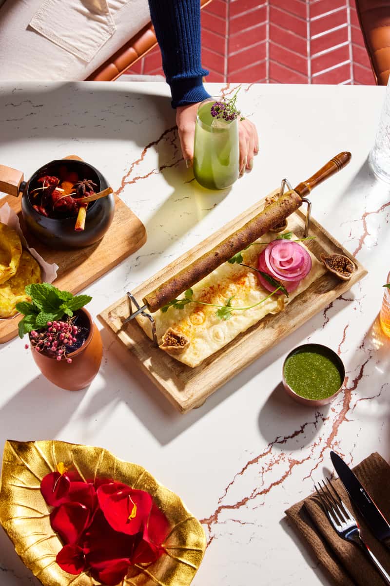 India_food_in_emeryville_bay_street
