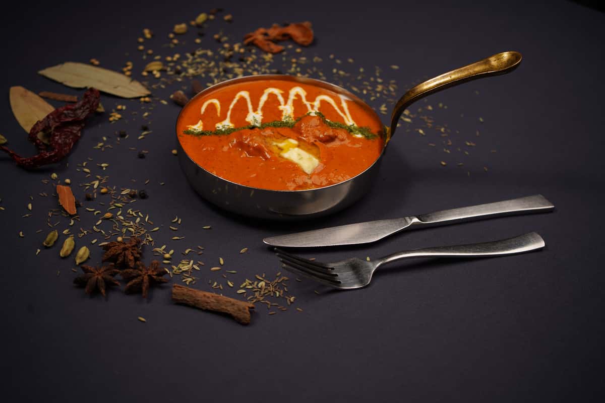 Butter Chicken at an Indian Restaurant 🍽️
