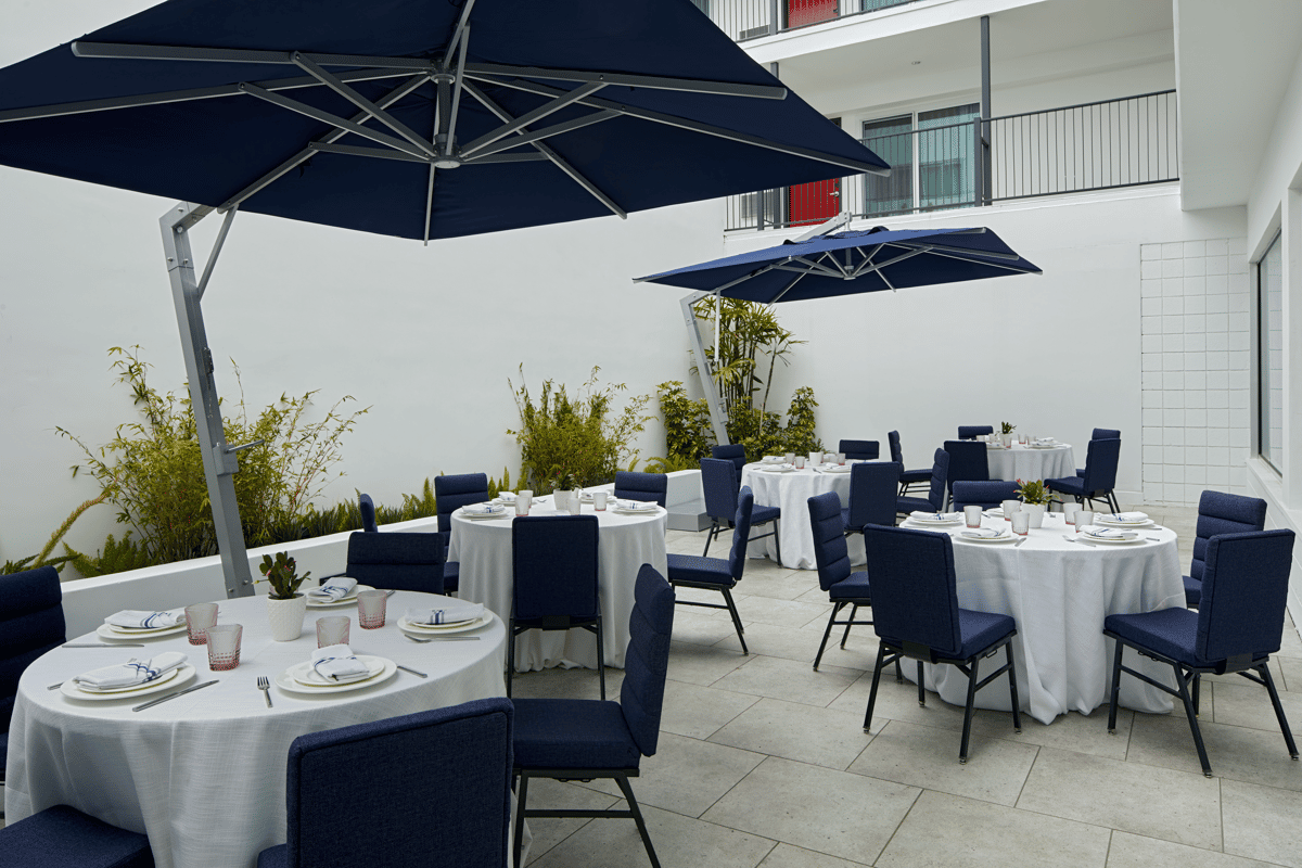 Exterior-Palm Court
