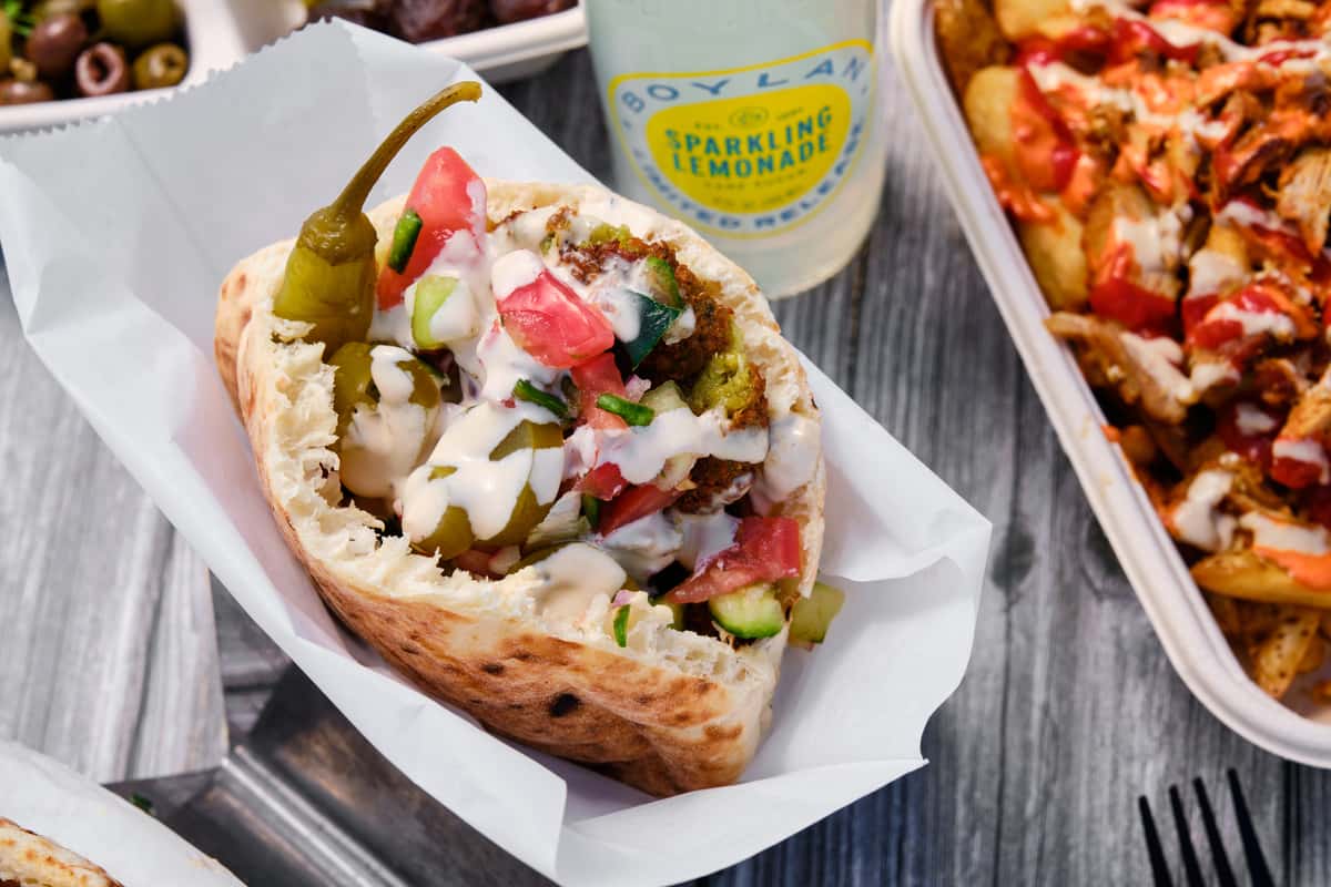 falafel pita
