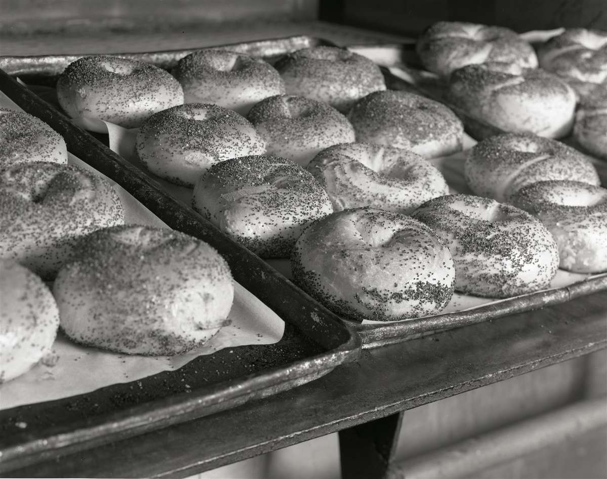 Kiva's Bagel Bakery & Restaurant