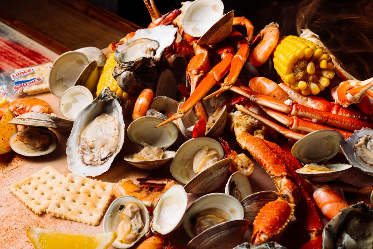 Saul T's Steampot