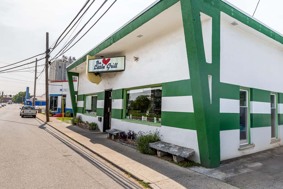 LG exterior
