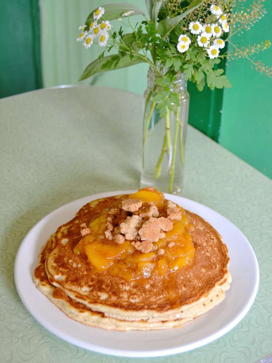 Peach Cobbler Cakes
