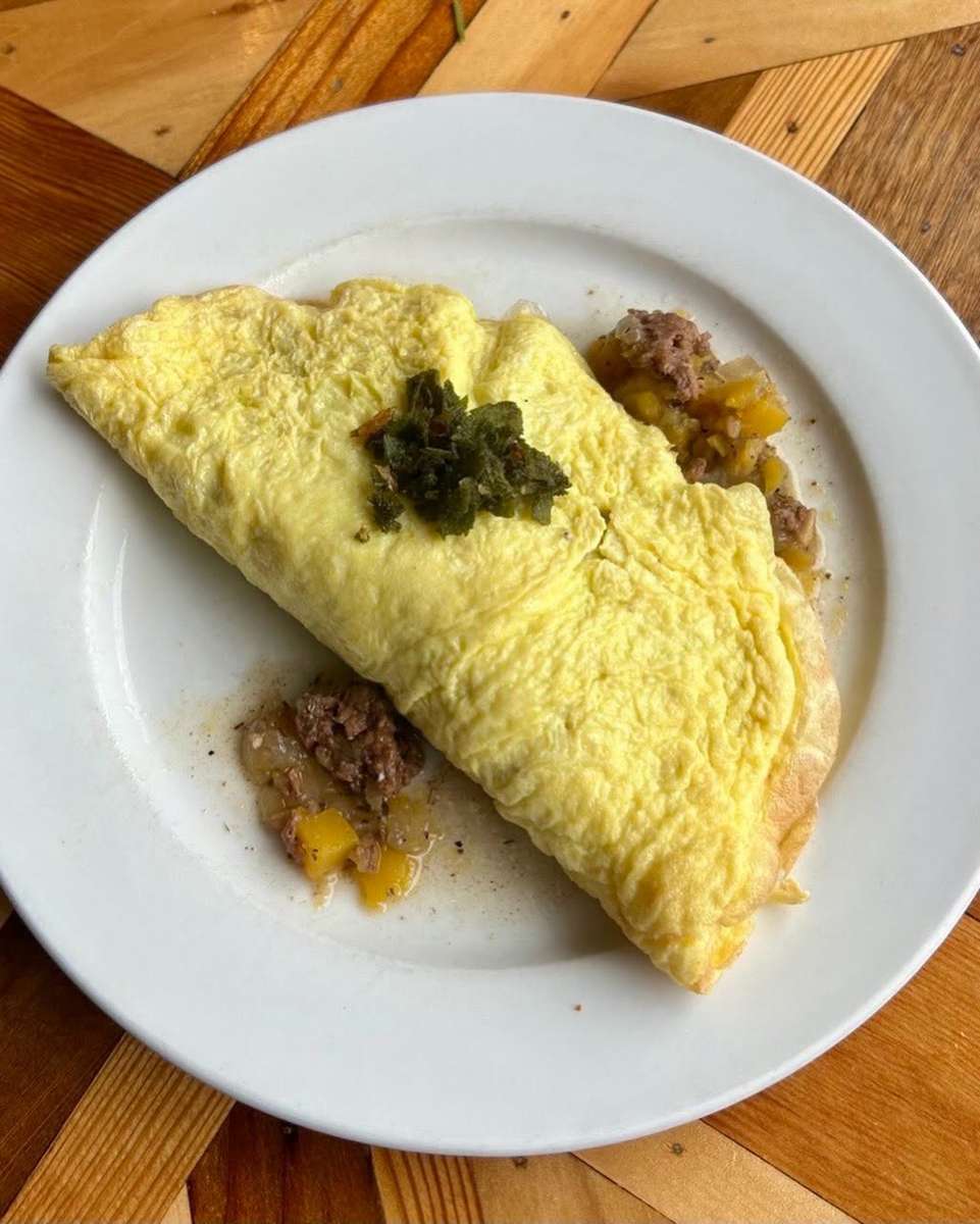 Cabot sharp cheddar, sausage, roasted butternut squash, apple butter filling topped with fried sage garnish.