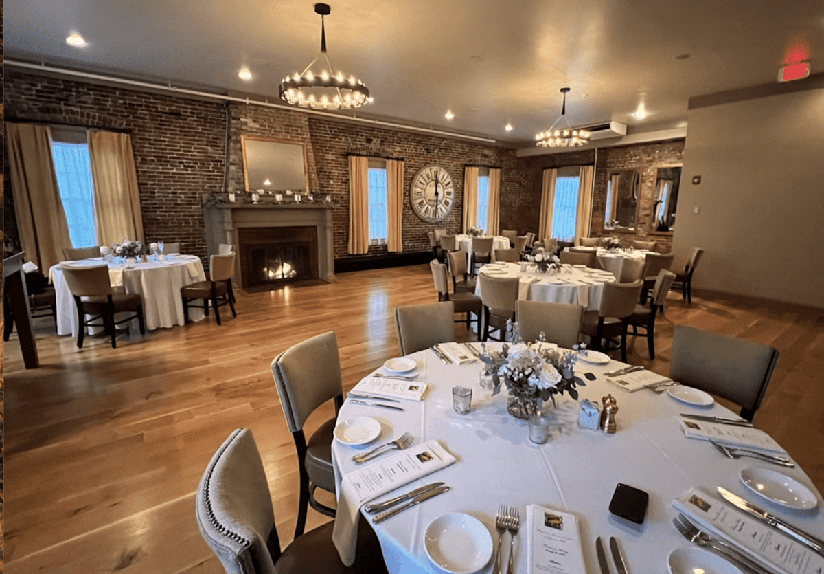 Turner's Seafood Ballroom event space for up to 60 guests