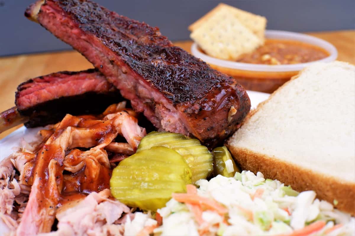 Combination Plate Menu Old Brick Pit Barbeque Barbecue Restaurant