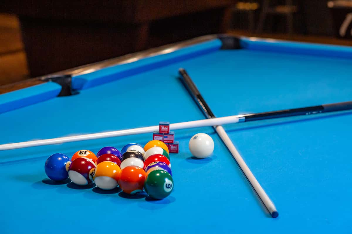 Houston Pool - CLICKS Billiards - Billiards, Games, Sports, Bar & Grill -  Sports Bar